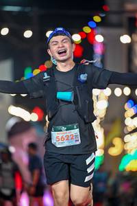 BIB: 5622
                            <button type="button" onclick="openModal(24884587)" class="btn btn-primary btn-sm float-right btn-popup" data-toggle="modal" data-target=".modal-high-quality">
                        <i class="fas fa-shopping-cart"></i> Add to Cart
                    </button>
                                            <button type="button" onclick="isThisMe(24884587, true)" class="btn btn-success btn-sm float-right btn-popup btn-isme hidden" data-toggle="tooltip" data-placement="bottom" title="นี่คือรูปของคุณใช่ไหม คลิกที่นี่เพื่อเอาเข้าอัลบั้ม">
                        <i class="fas fa-plus"></i> Add to album
                    </button>
                    <button type="button" onclick="isThisMe(24884587, false)" class="btn btn-warning btn-sm float-right btn-popup btn-isnotme hidden">
                        <i class="fas fa-ban"></i> Remove from album
                    </button>